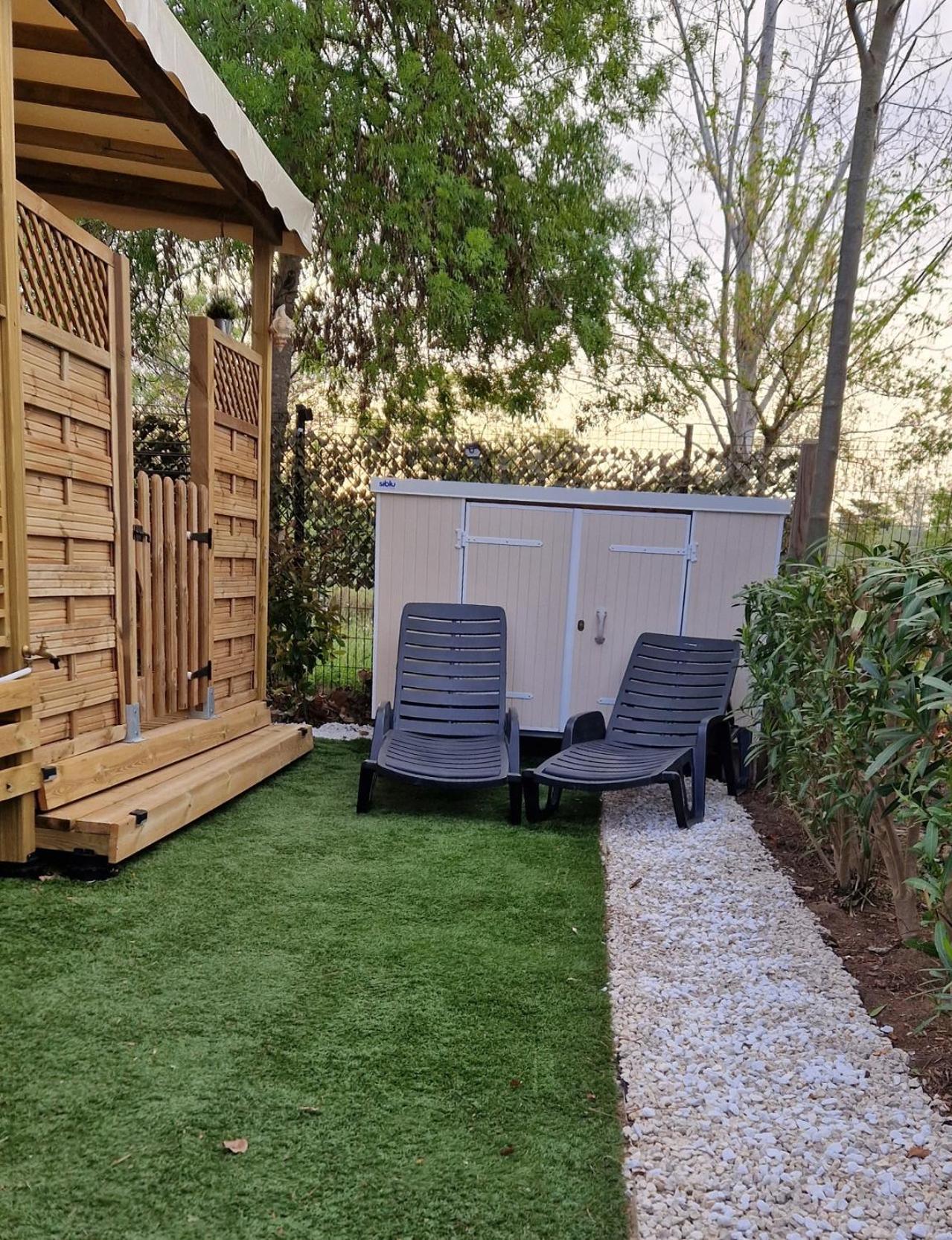 Camping La Carabasse Vias-Plage-T4 Climatise,Tout Confort, Emplacement Calme ! Bagian luar foto